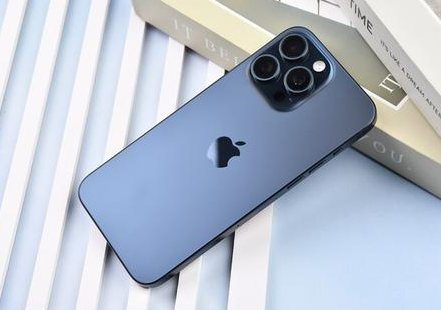 黄江镇苹果维修点分享iPhone 15 Pro Max屏幕更换全新实操风险 